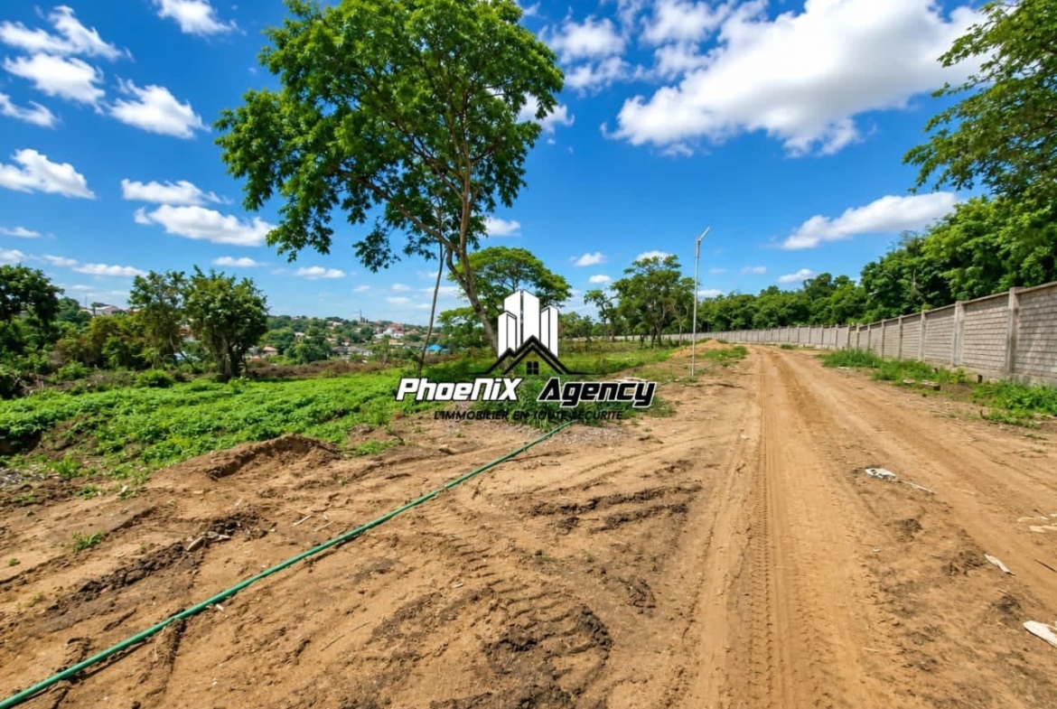 Parcelle-Terrain à Vendre – Ngaliema, Kinshasa