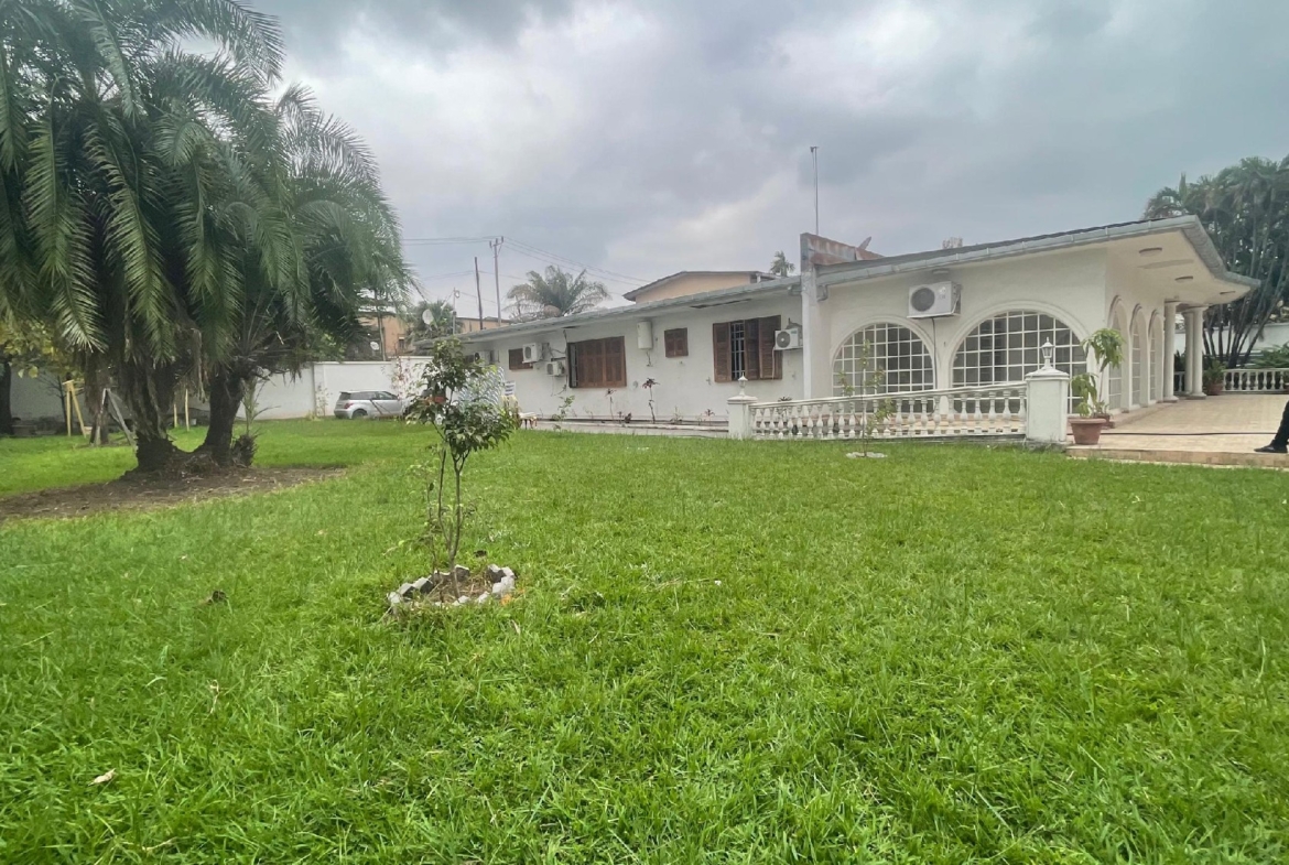 Villa à Louer – Gombe, Kinshasa