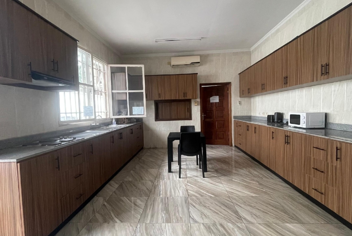 Villa à Louer – Gombe, Kinshasa