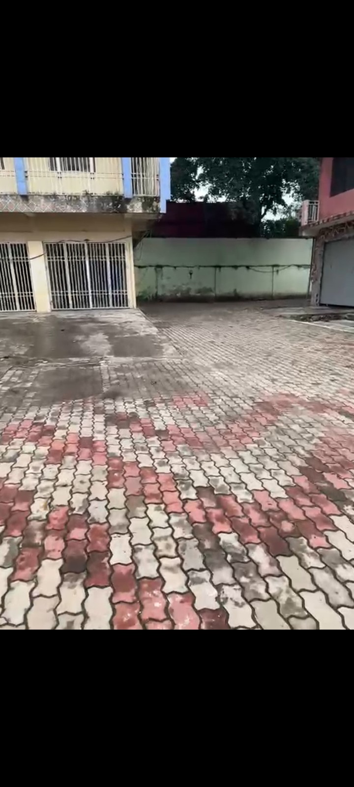 Parcelle-Terrain à Vendre – Gombe, Kinshasa