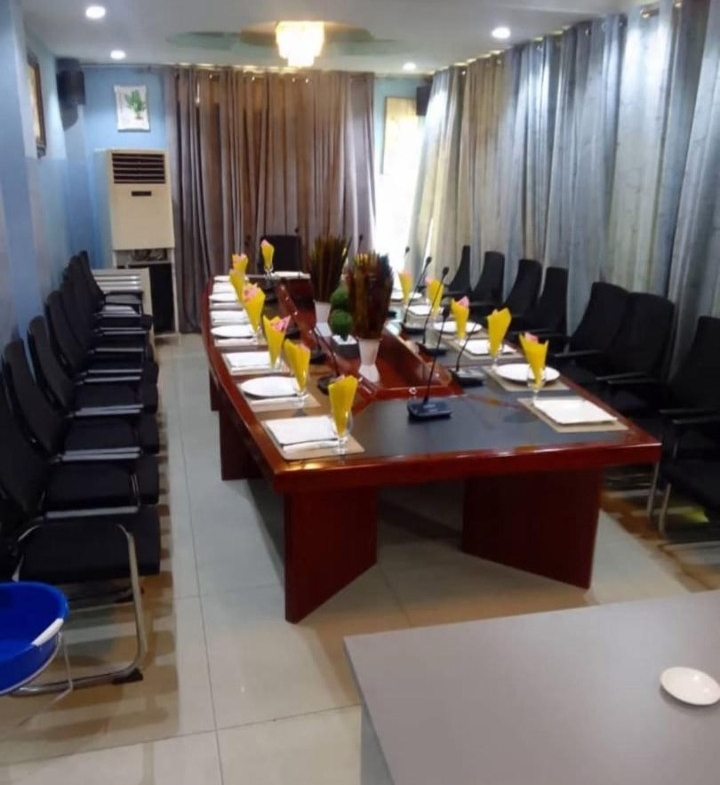 Immeuble à Vendre – Kasa-Vubu, Kinshasa