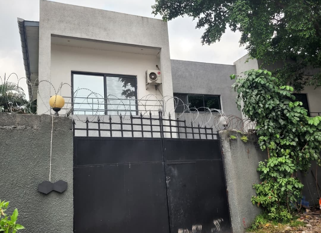 Villa à Vendre – Gombe, Kinshasa