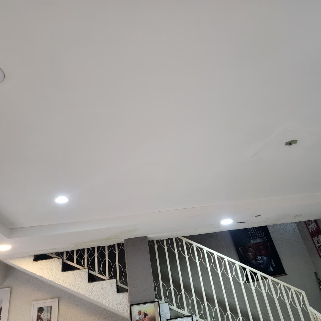 scaled_393988 Villa à Vendre – Gombe, Kinshasa