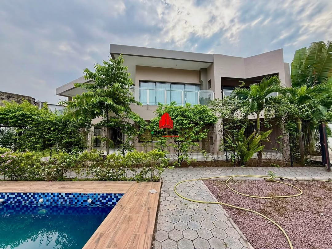 scaled_445890 Villa à Vendre – Ngaliema, Kinshasa