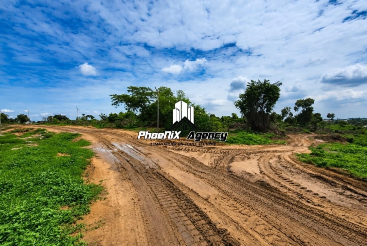 Parcelle-Terrain à Vendre – Ngaliema, Kinshasa