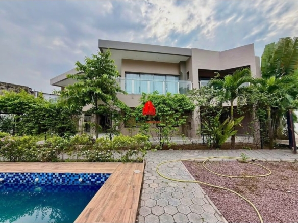 Villa à vendre – ngaliema, kinshasa