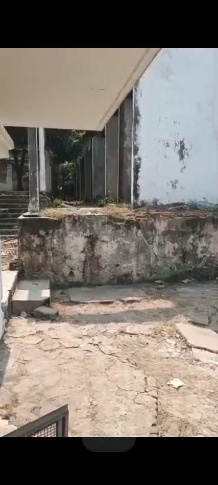 scaled_483607 Parcelle-Terrain à Vendre – Gombe, Kinshasa