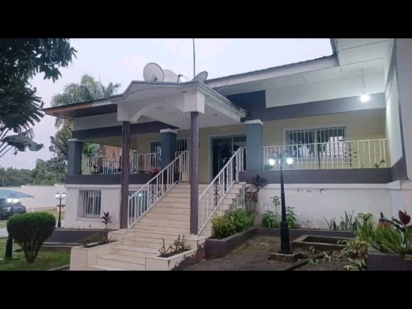 Villa à vendre – ngaliema, kinshasa