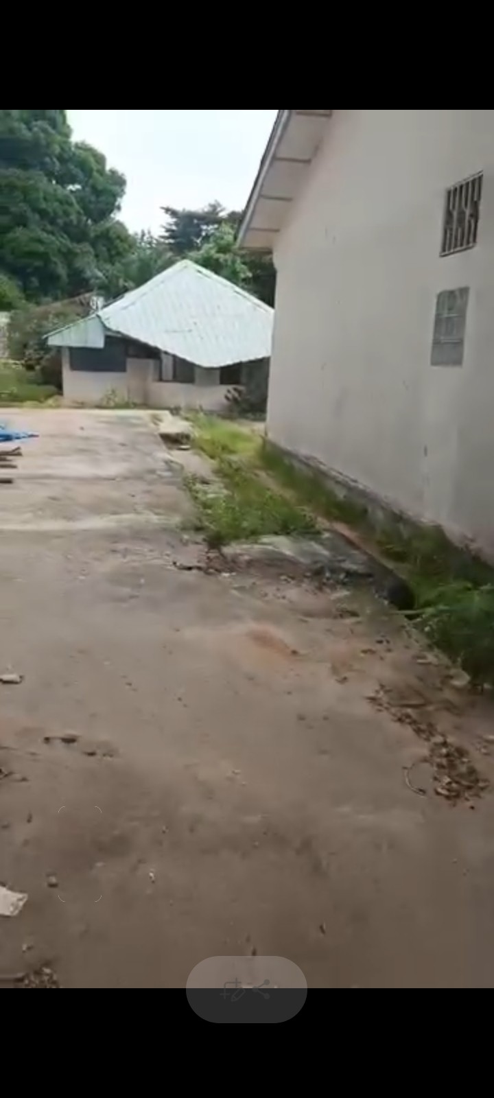 scaled_485710 Villa à Vendre – Gombe, Kinshasa