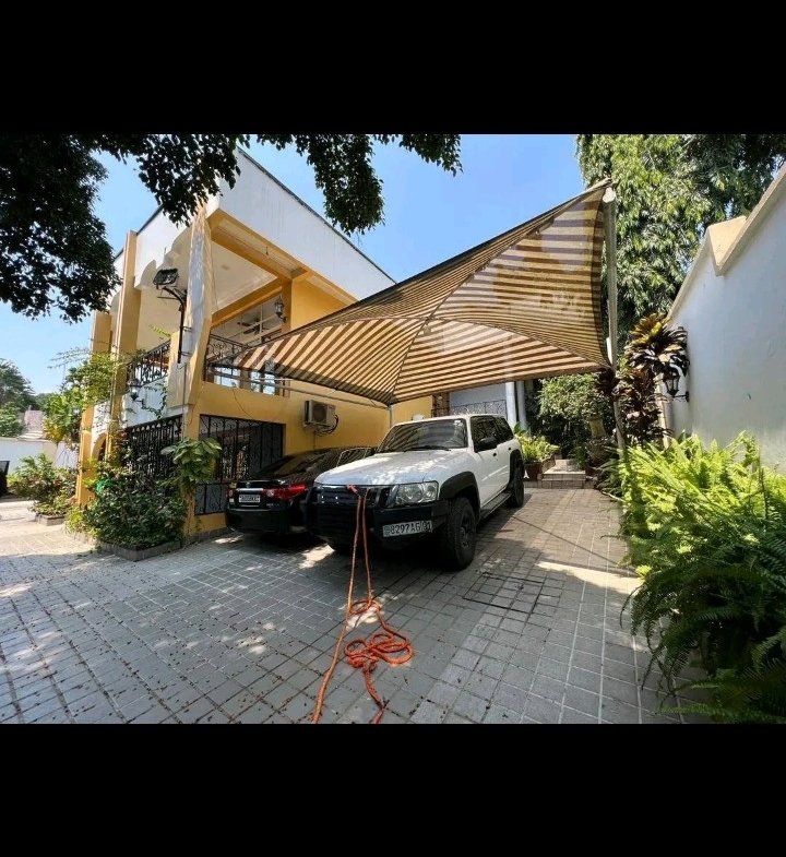 Villa à Vendre – Macampagne, Kinshasa