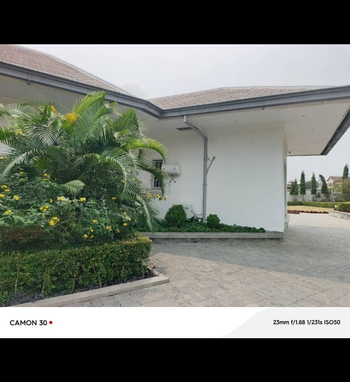 Villa à Vendre – Ngaliema, Kinshasa
