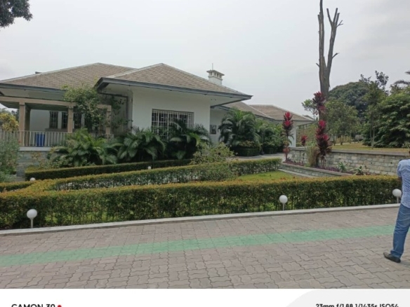Villa à vendre – ngaliema, kinshasa