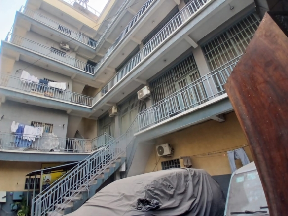 Vente d’un immeuble à gombe